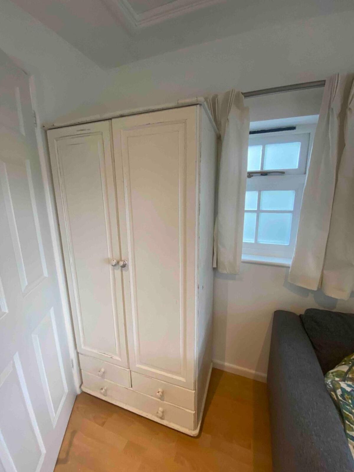 Private Entry Guesthouse Hideaway Hordle 외부 사진